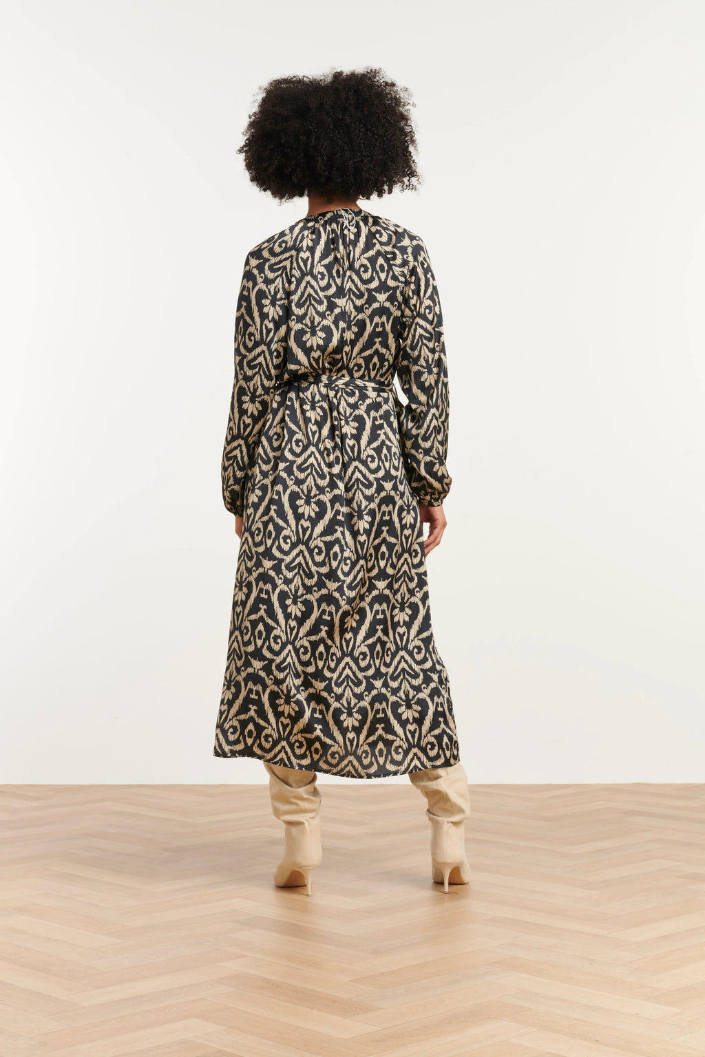 Vestido Midi Estampado Elegante