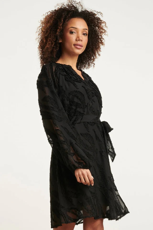 Vestido Noir Éter