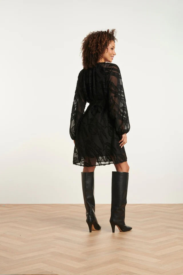 Vestido Noir Éter