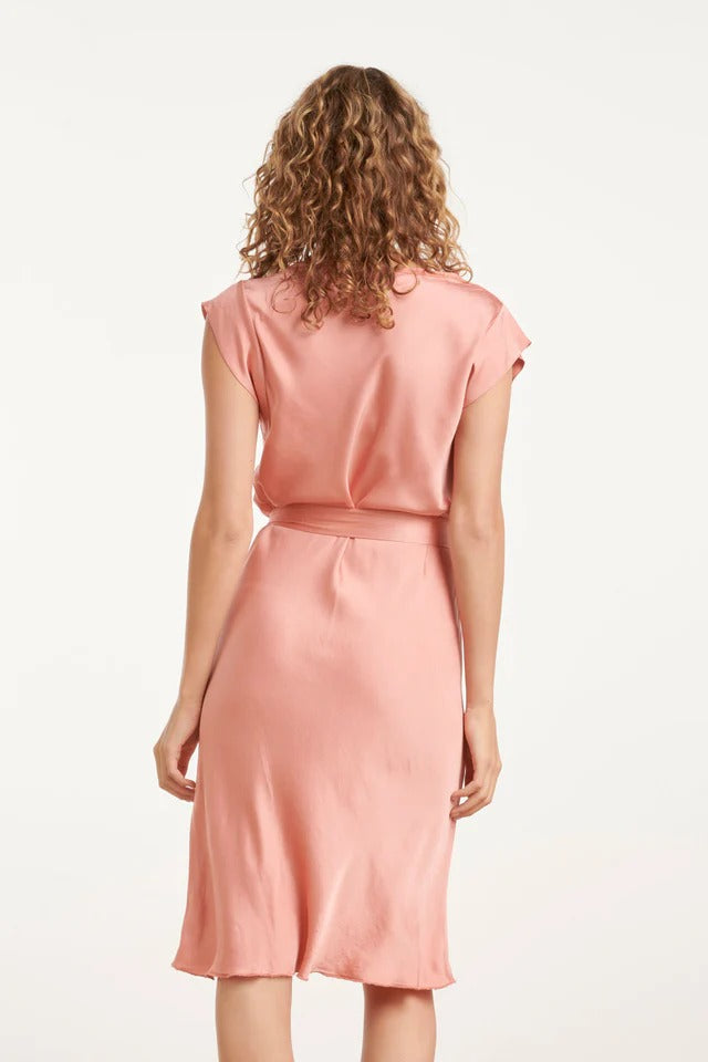 Vestido Satinado Rosa Elegance