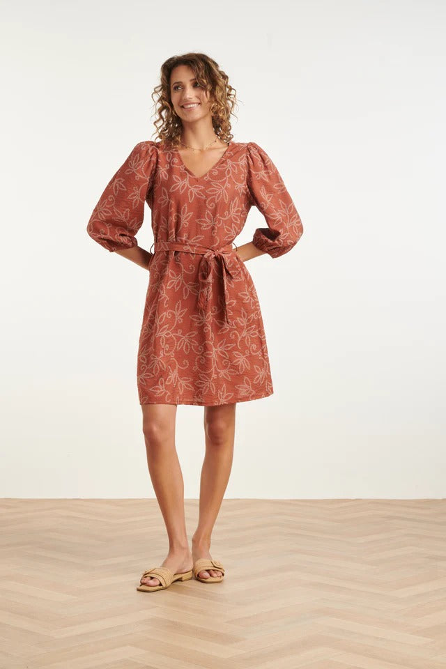 Vestido Floral con Cinturón