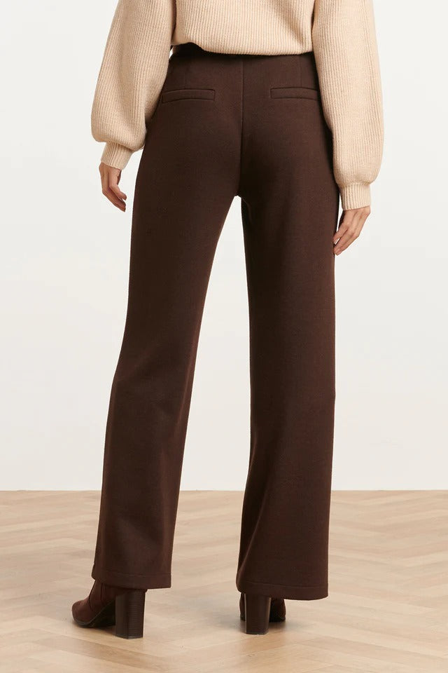 Pantalón Essence Brown