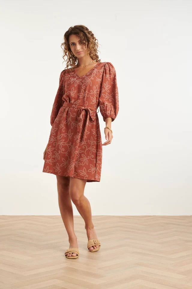 Vestido Floral con Cinturón